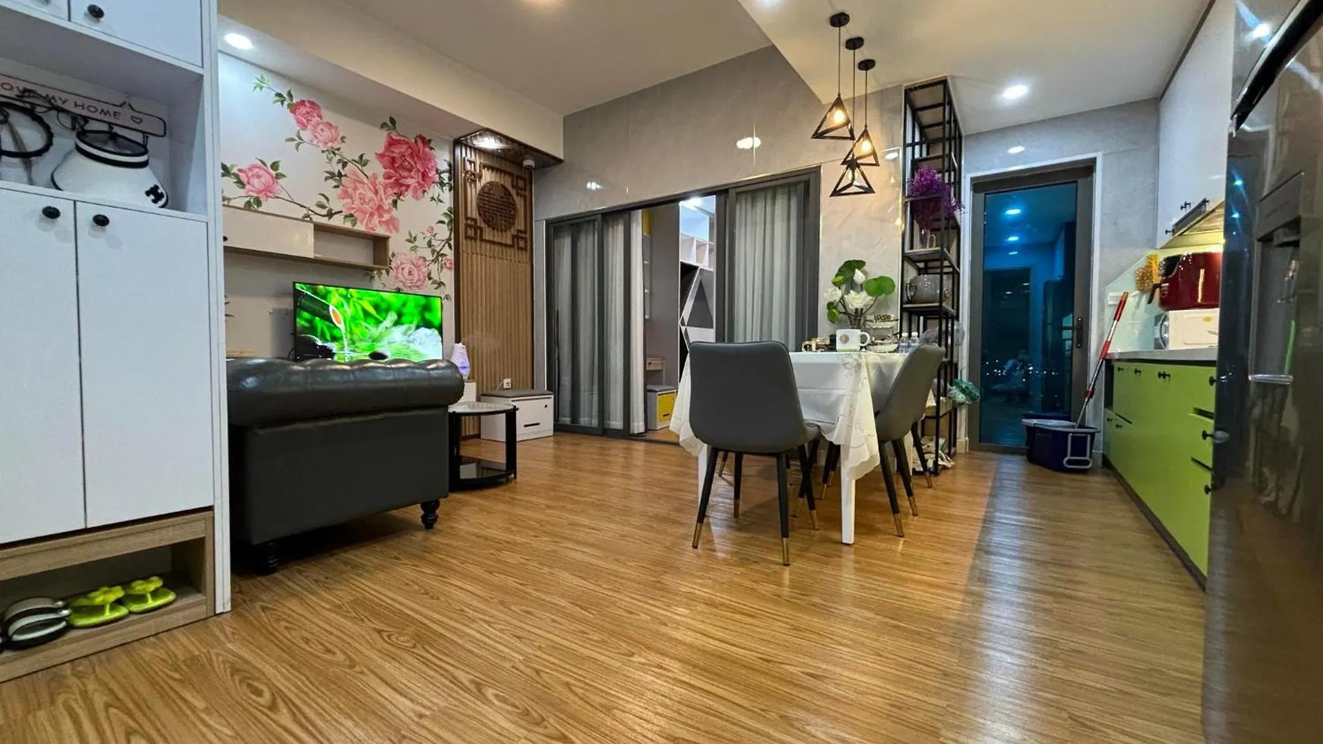 Happy House - Saigon Airport Apartment Ho Chi Minh City 0*,  Vietnam