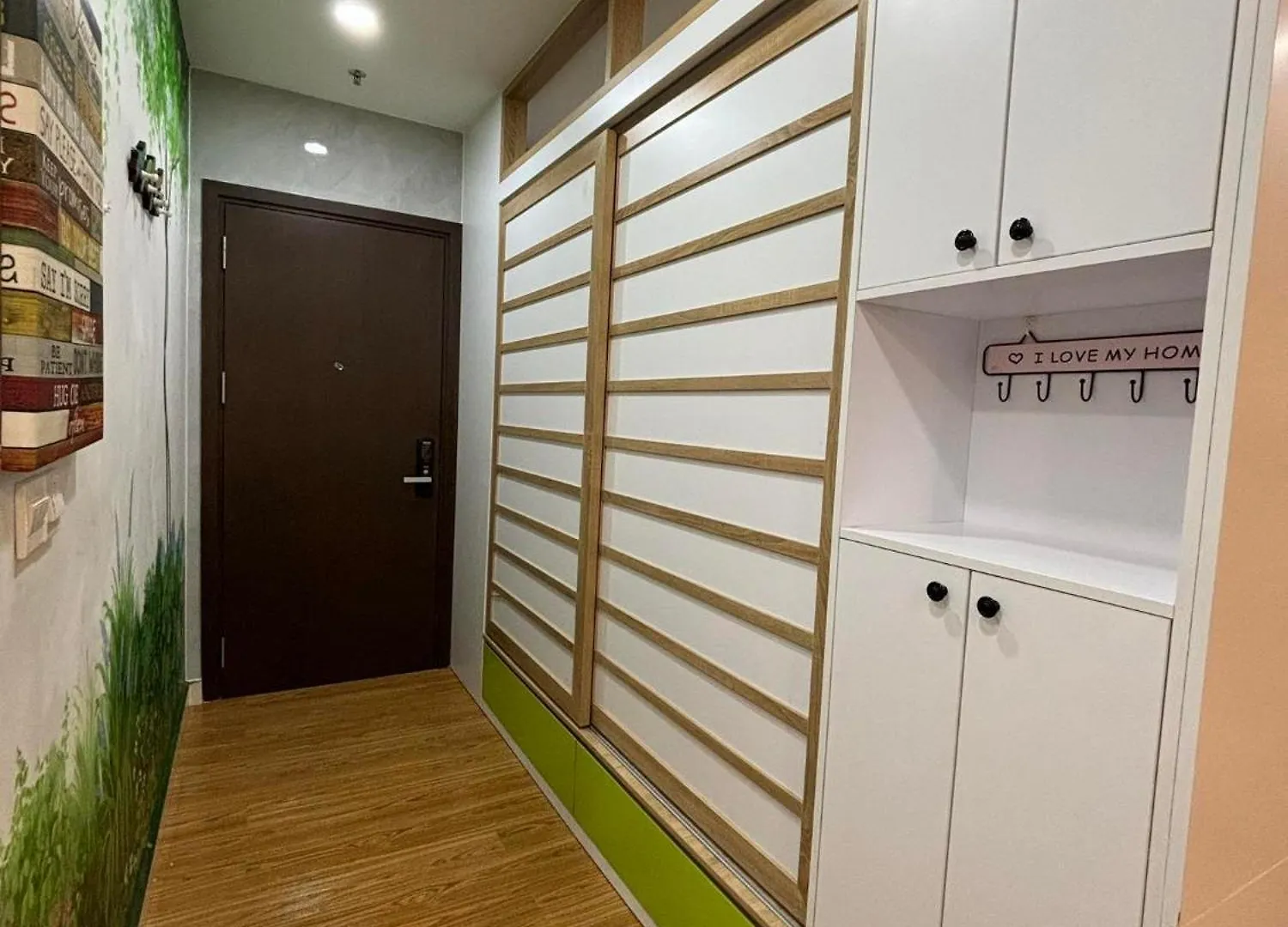 Happy House - Saigon Airport Apartment Ho Chi Minh City Vietnam