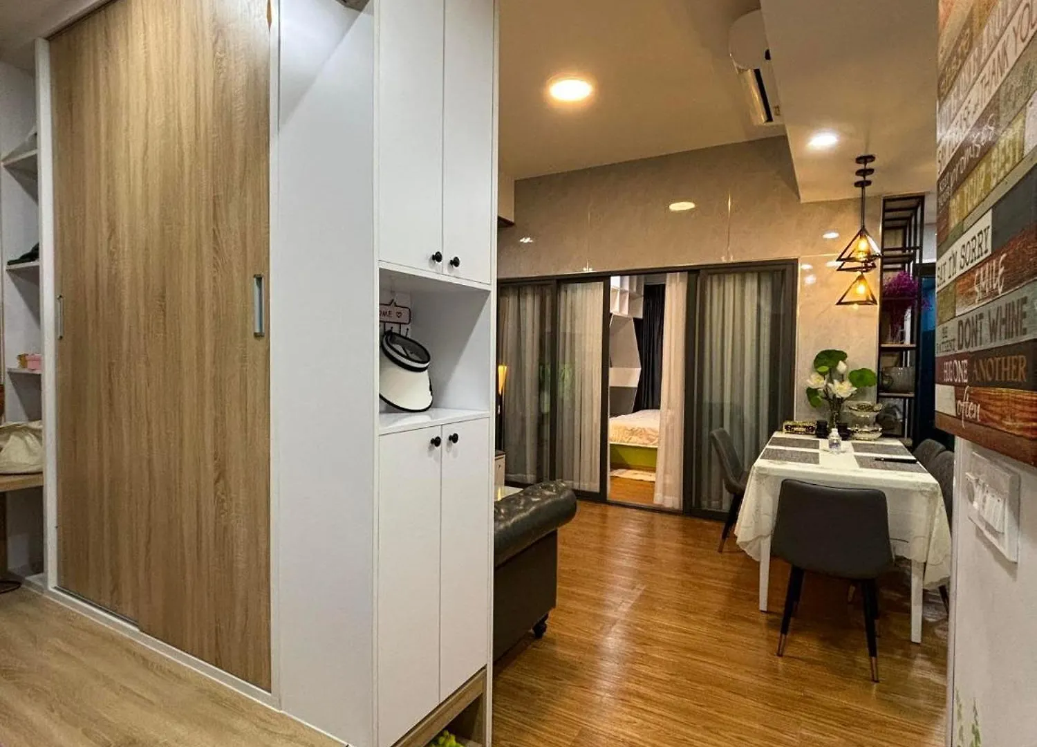 Happy House - Saigon Airport Apartment Ho Chi Minh City 0*,